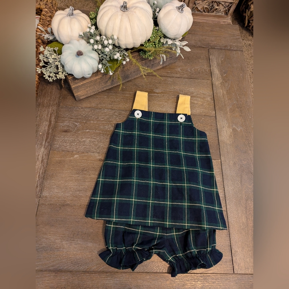 Tbbc like new Jillian jumper with Peachtree plaid size 2 t